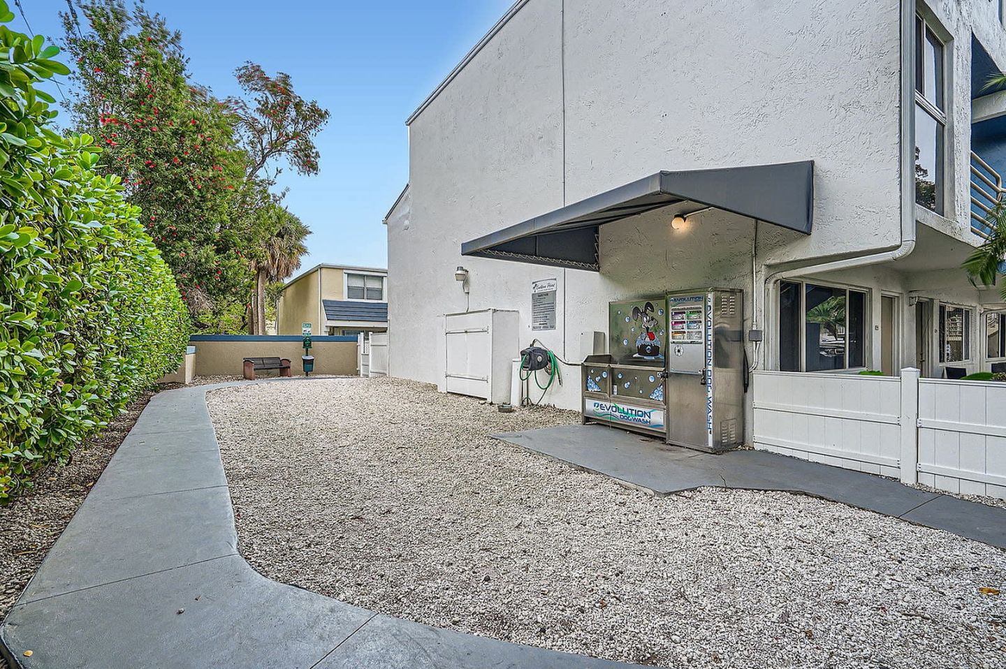 Ludlam Point Apartments Image 22