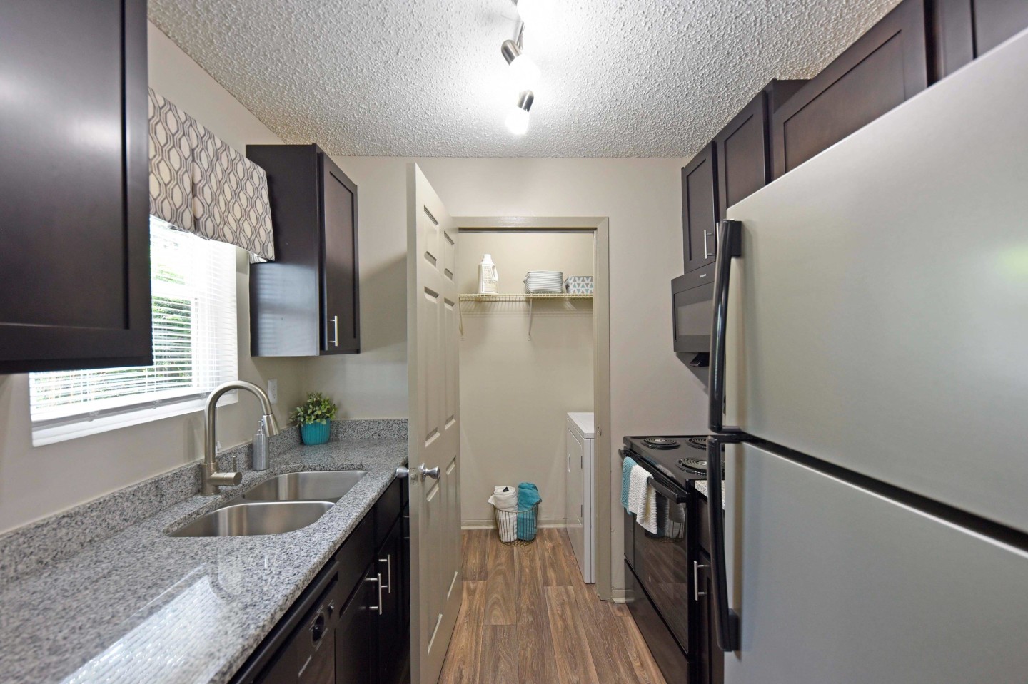 Copper Pointe Image 9