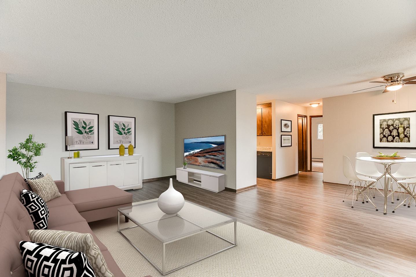 Caravelle Apartments Image 2