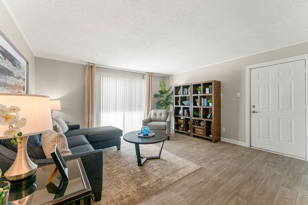 445 Cleveland Image 14
