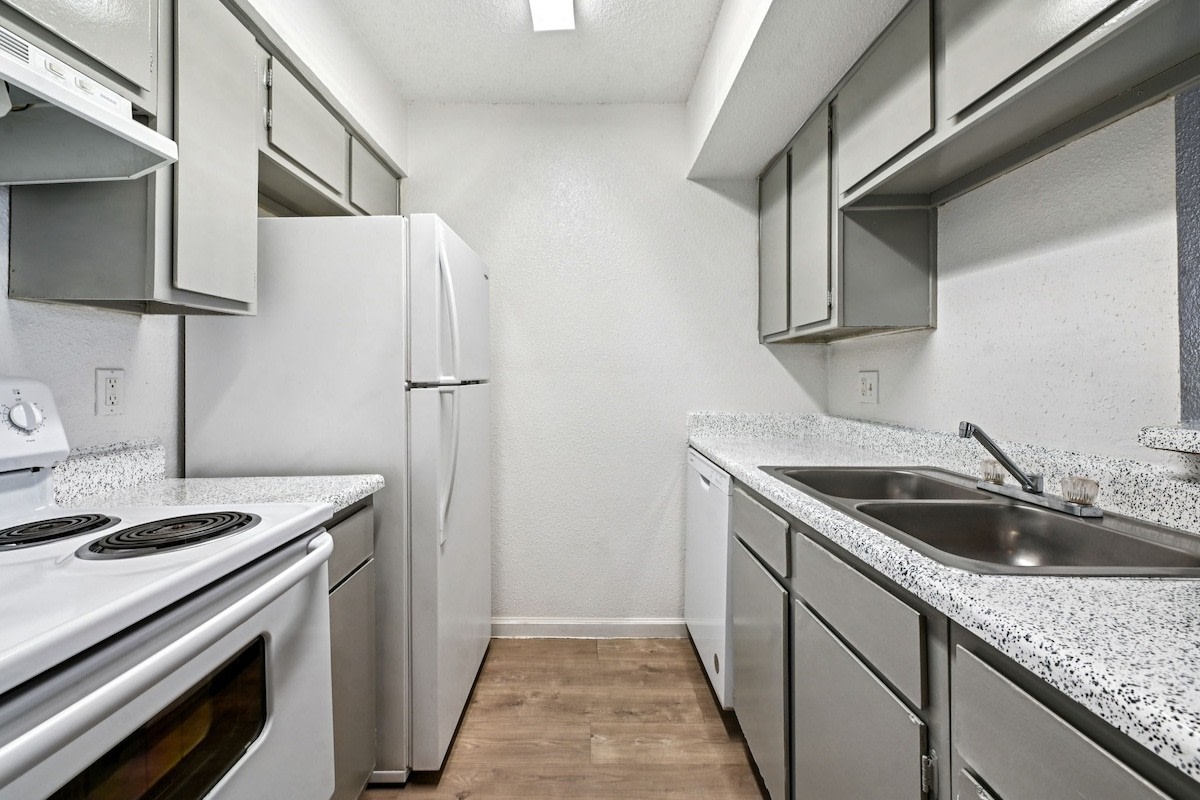 Pine Creek Apartments Image 74