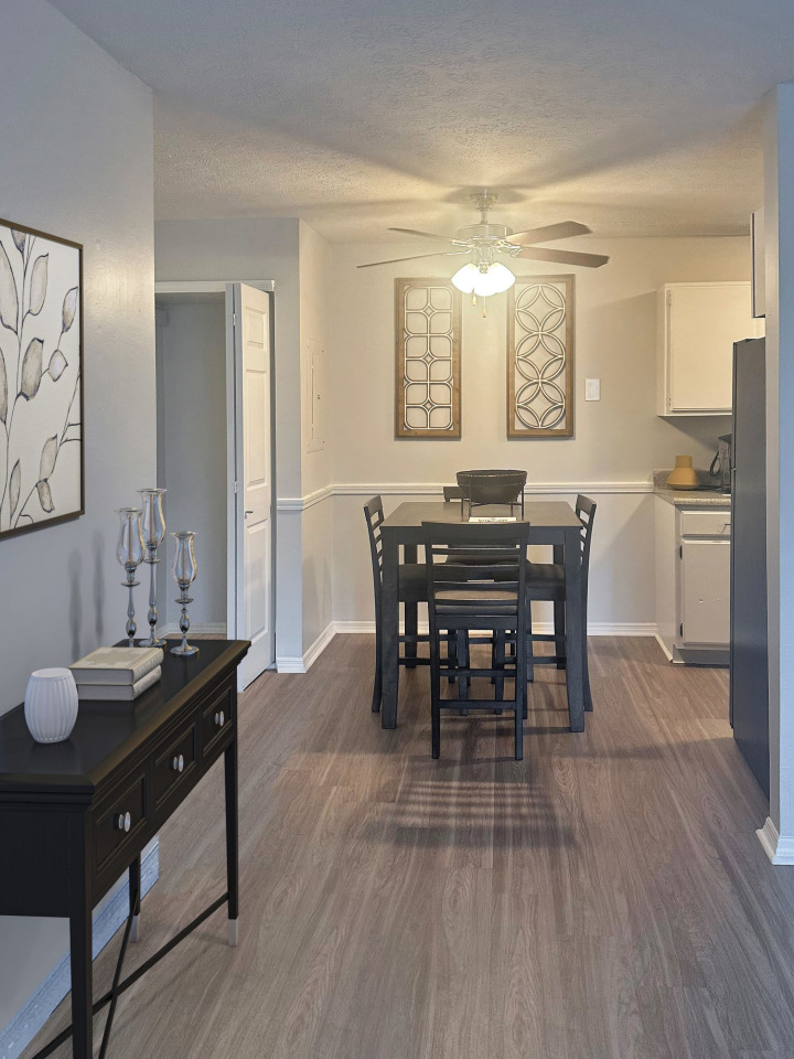 Glastonbury Woods Apartments Image 14