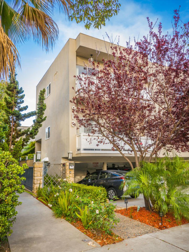 918 7th St. Image 25