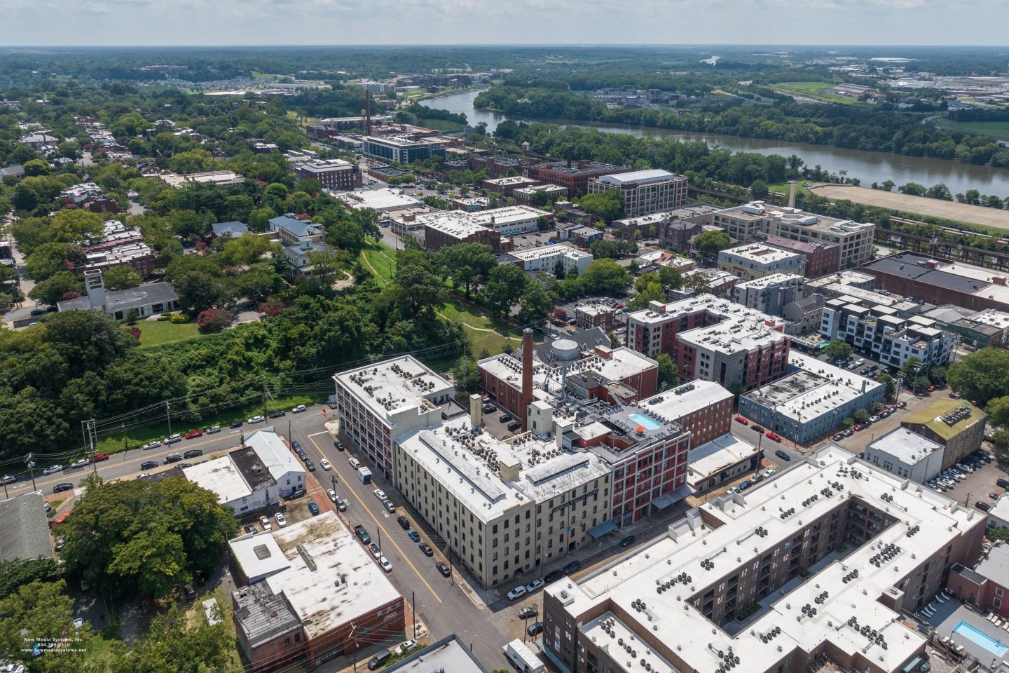 American Tobacco Center Image 20