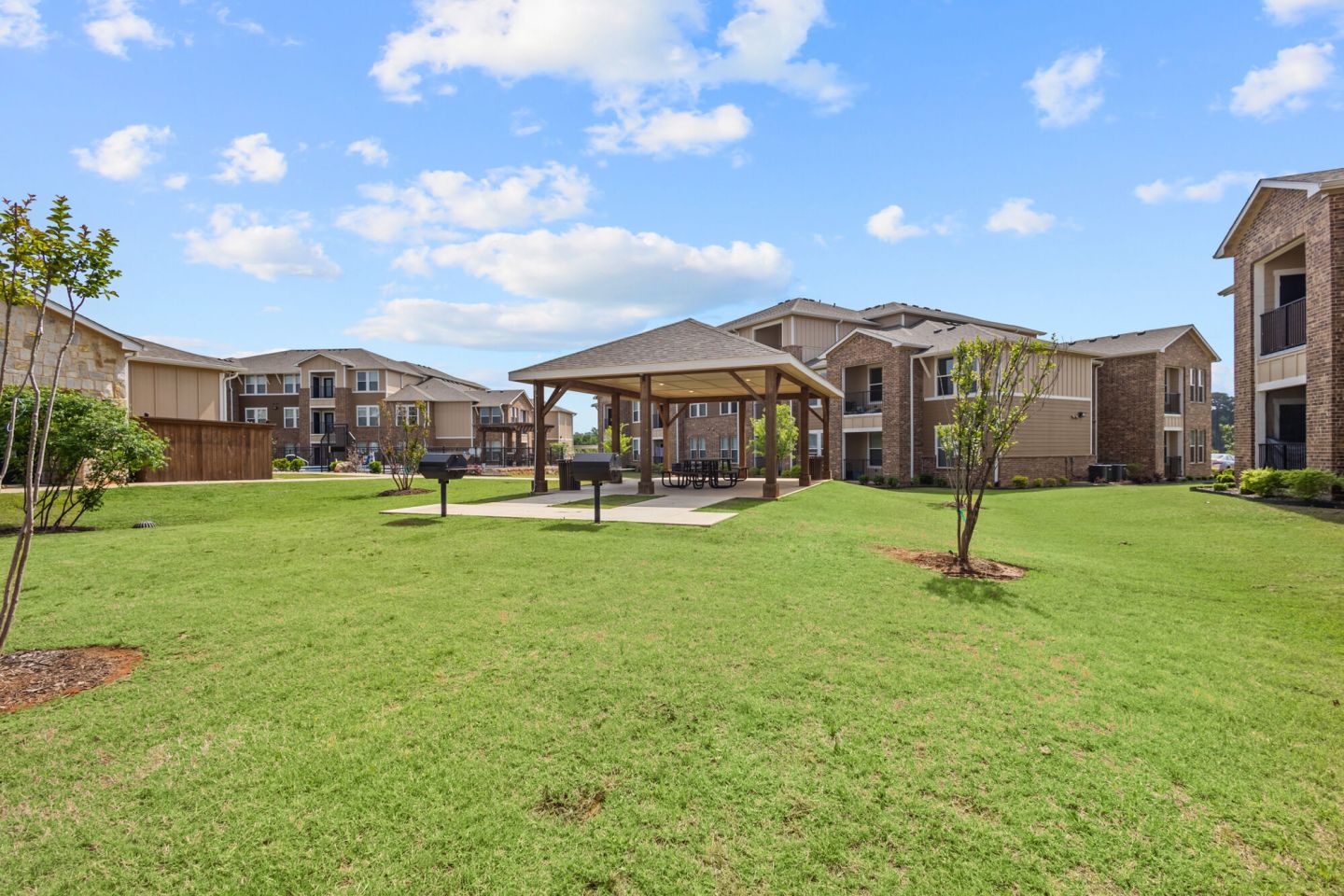 Deer Park Apartments Image 31