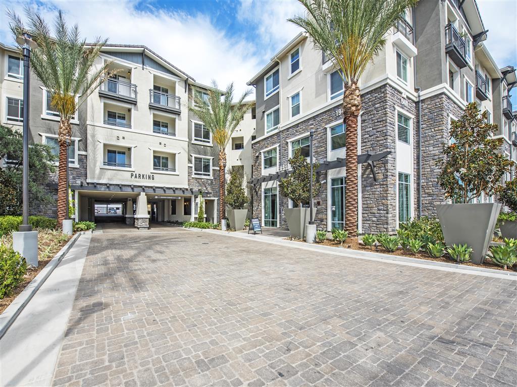 Alder Apartments Image 1