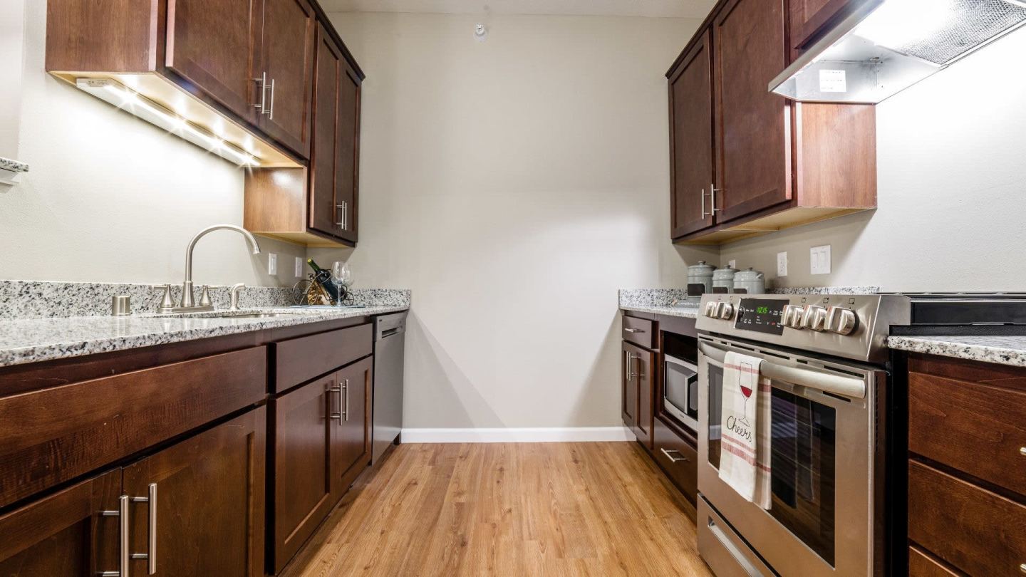 Gateway Green Apartments Image 26