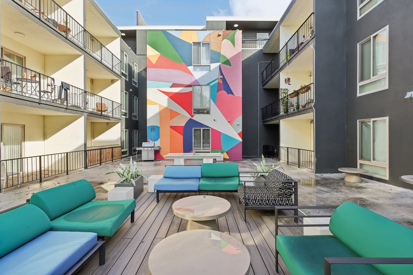 2520 College Avenue Image 14