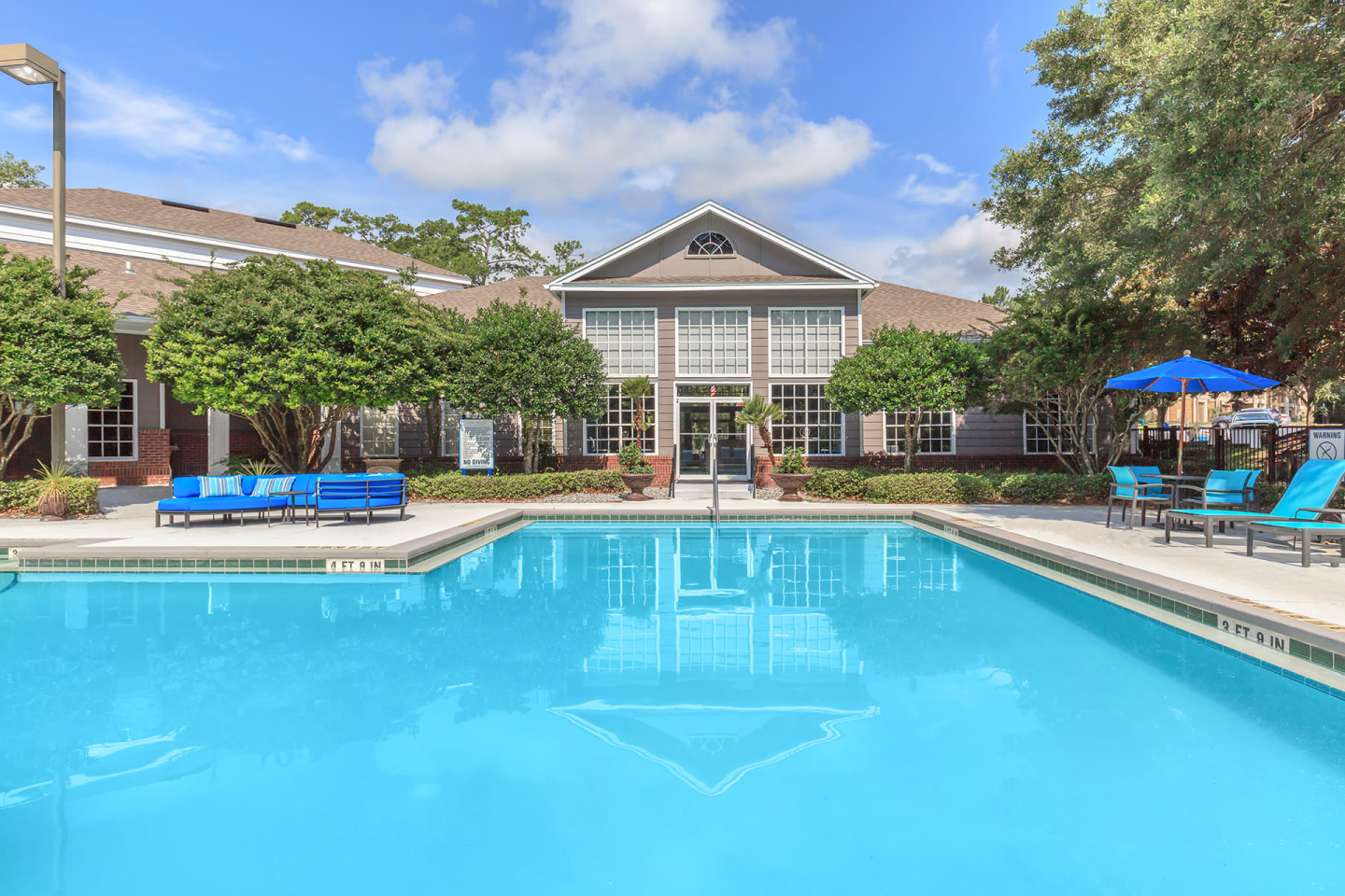 Jackson Square Apartments Image 2