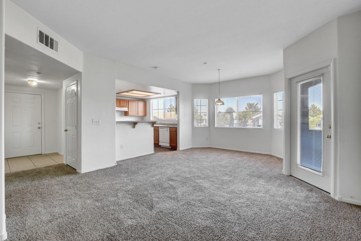 Aspen Peak Apartments Image 4