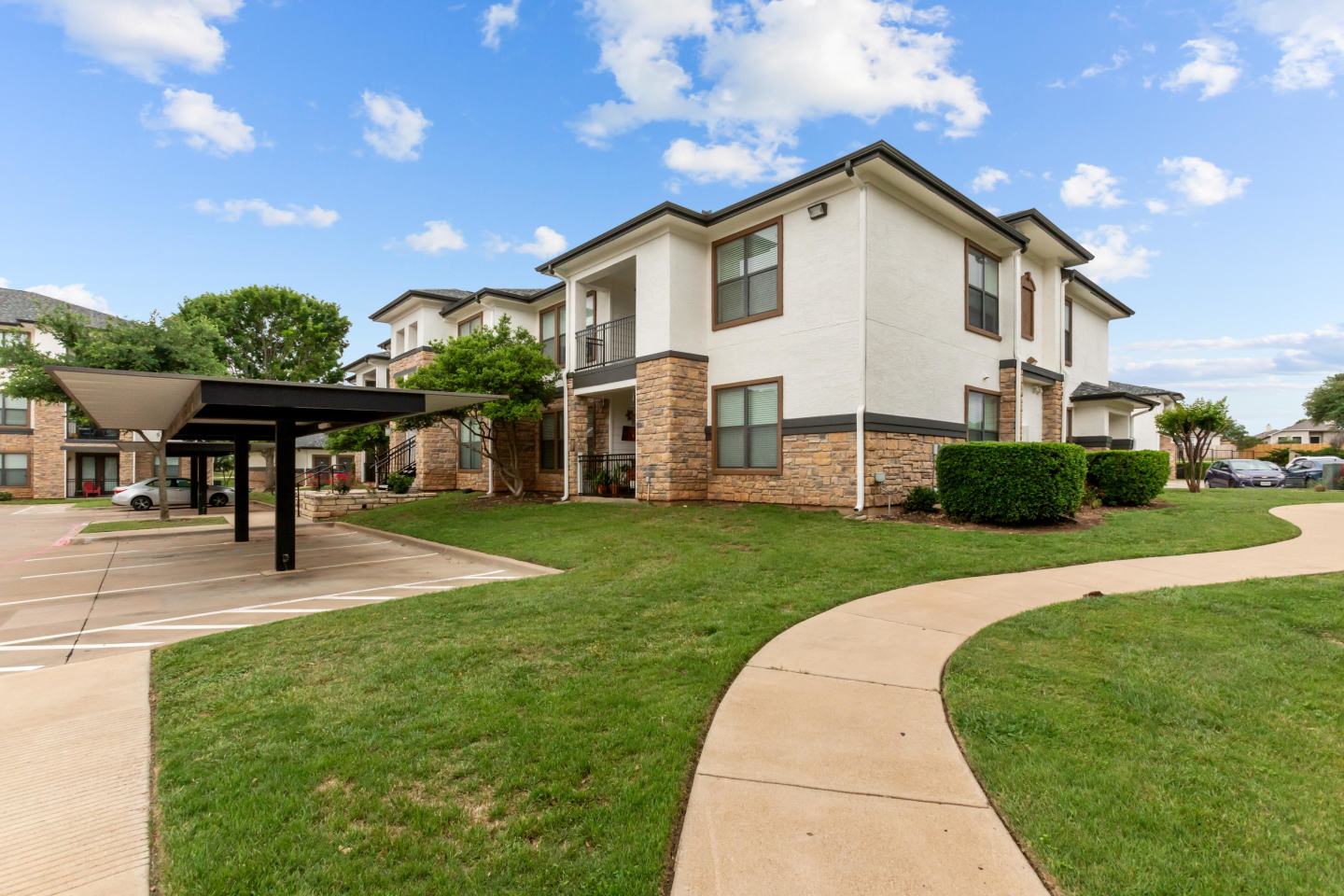 Pecan Pointe Image 11