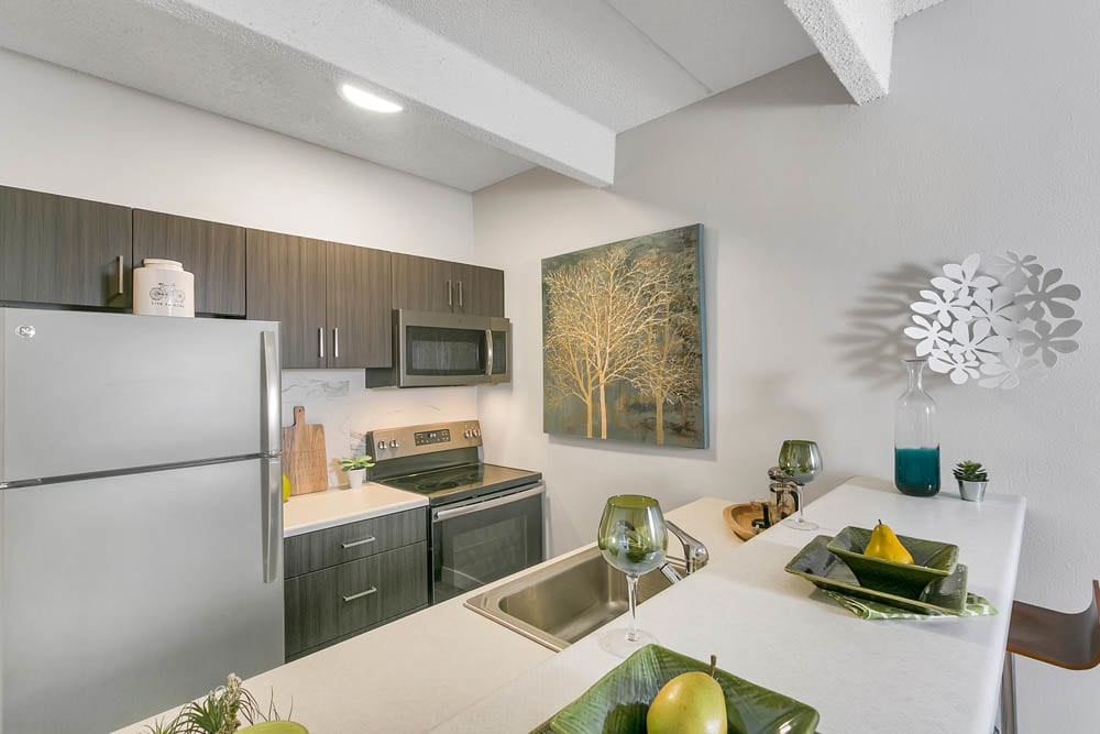 1311 Cook Image 13