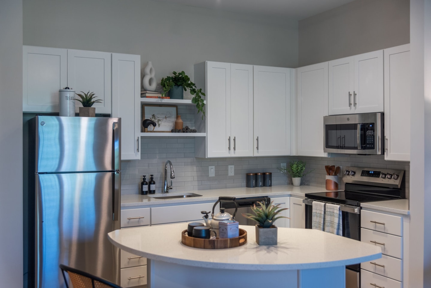 Acclaim at the Hill - Senior Living Image 3