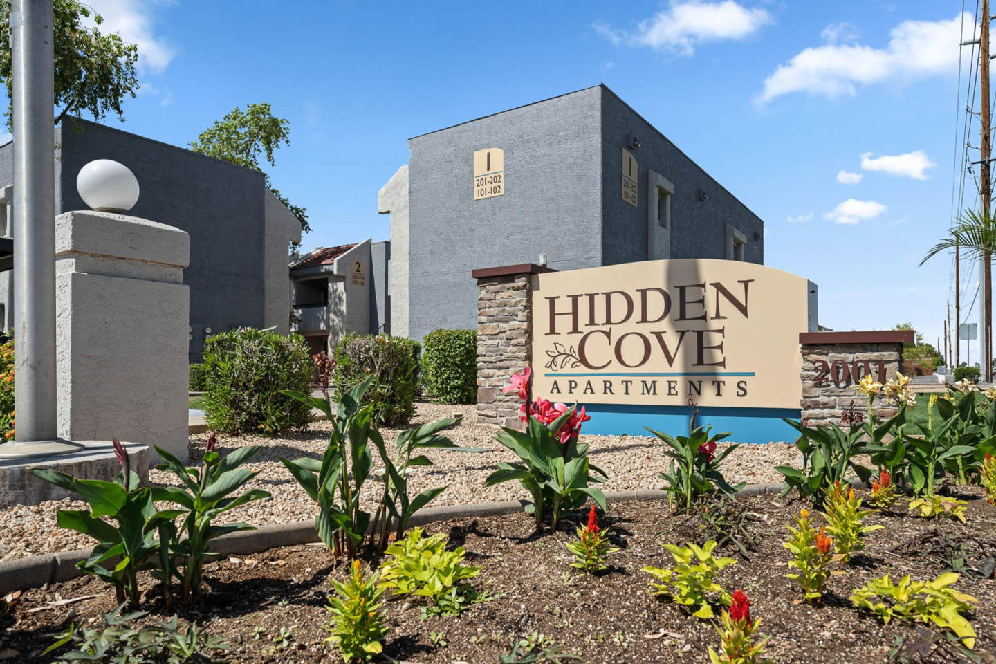 Hidden Cove Apartments Image 1