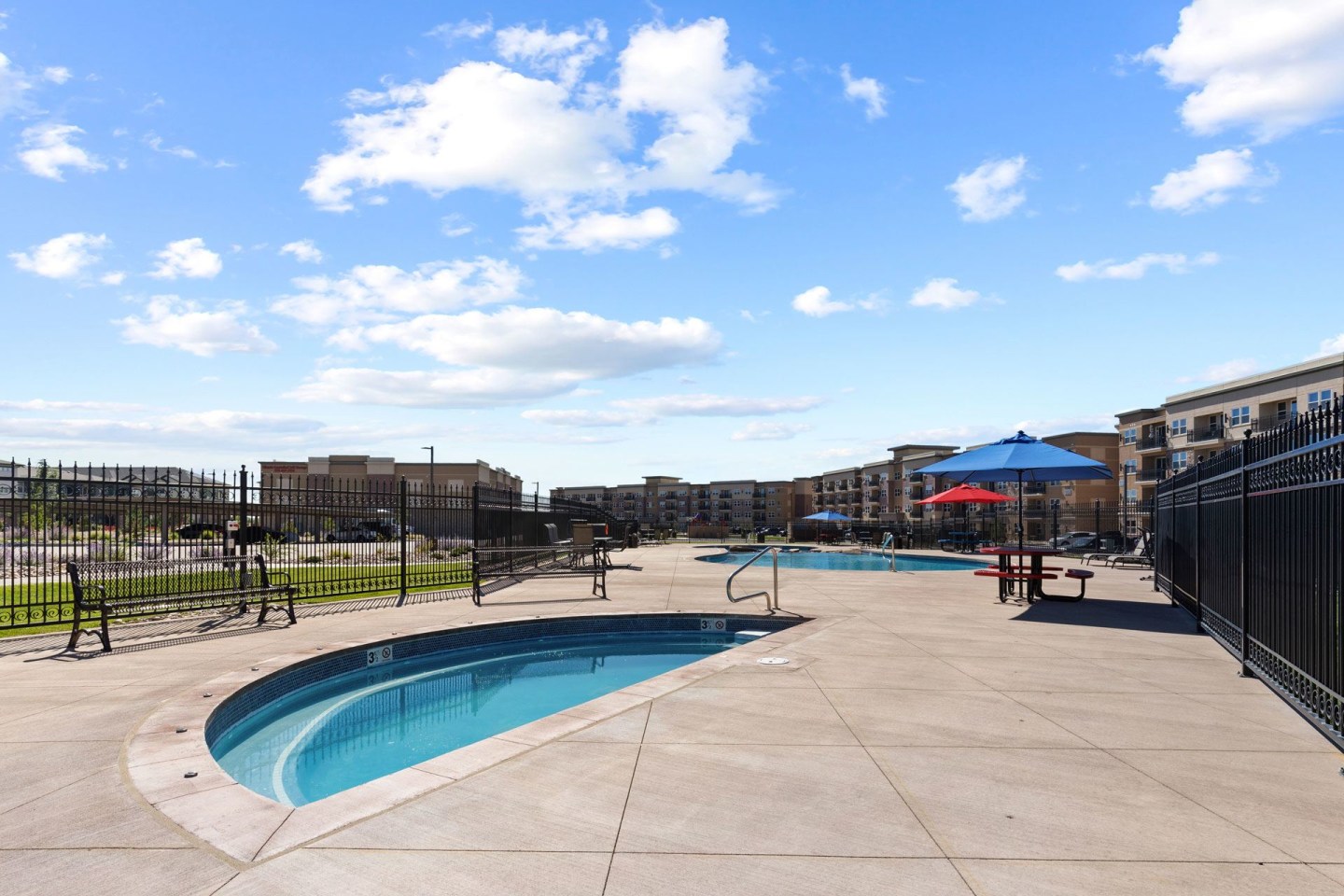 Johnstown Plaza Apartments Image 12