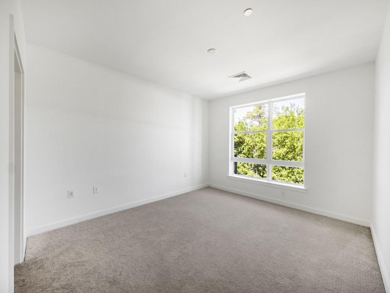 The Flats at Jenkintown  Apartments and Townhomes Image 26