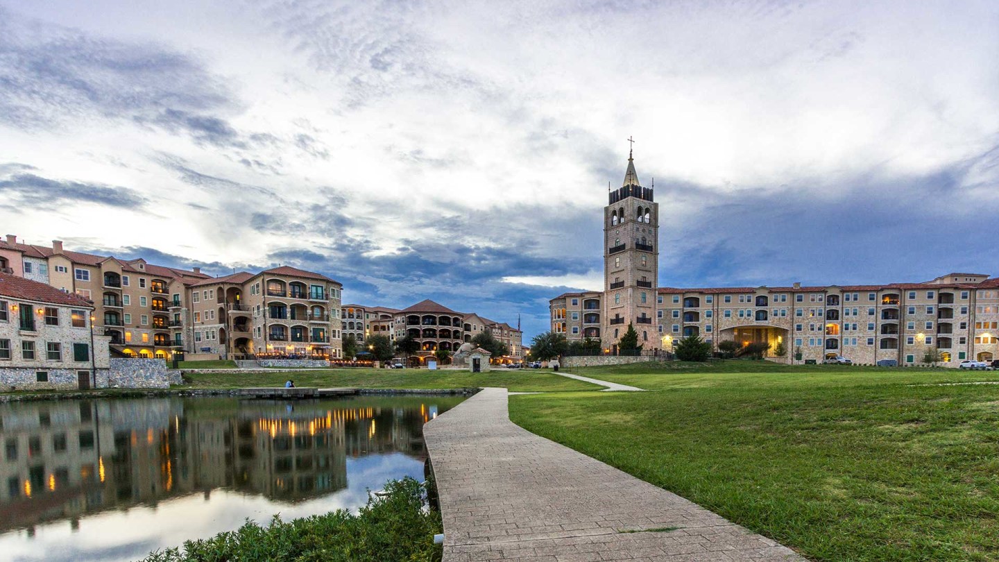 55+ Senior Living Community - Bell Tower Reserve Image 8