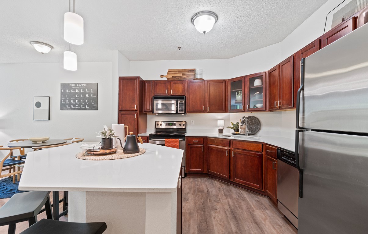 808 Berry Place Image 2