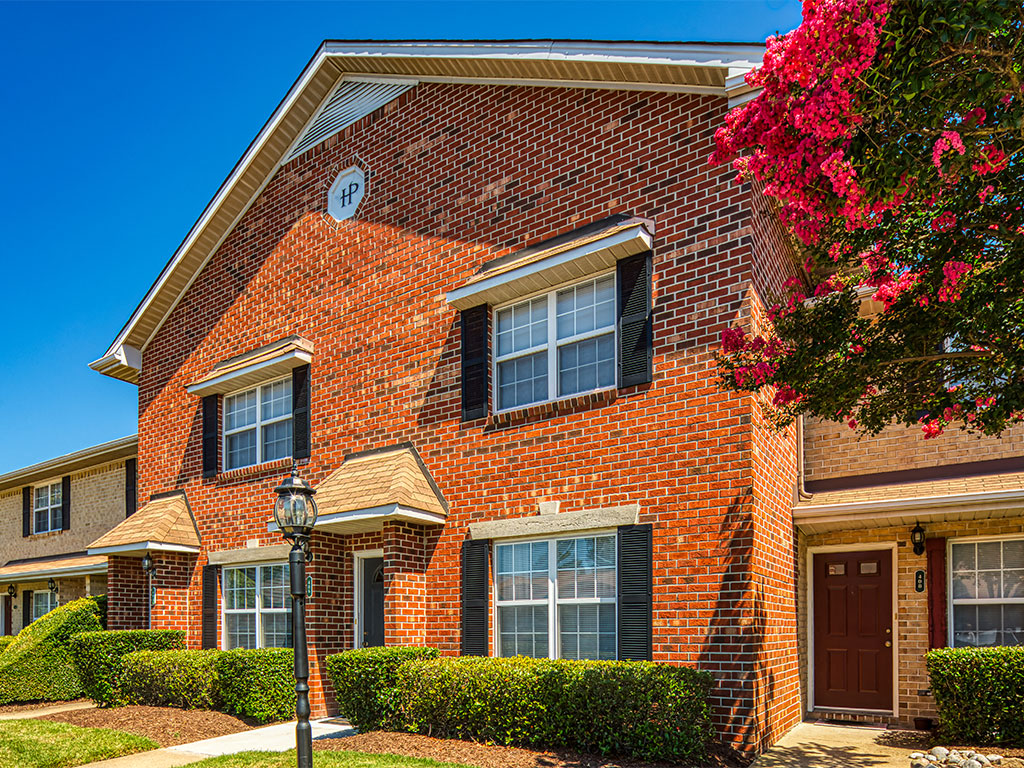 Holly Point Apartments Image 32