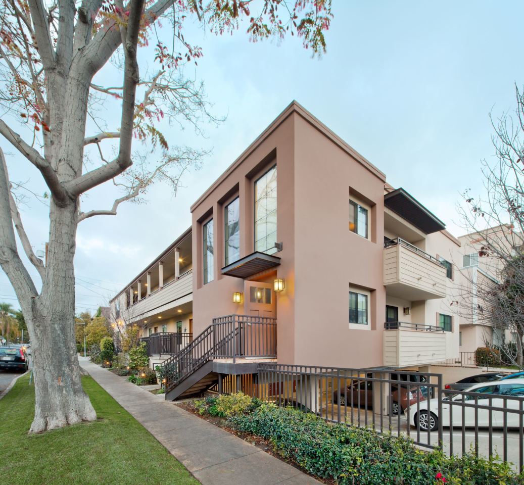 Luxe West Image 1