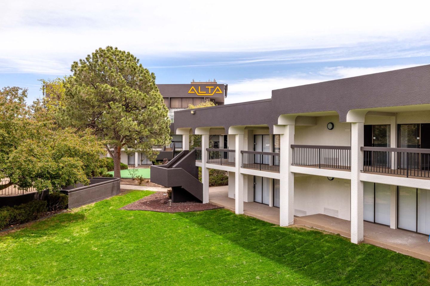 Alta Living Image 40