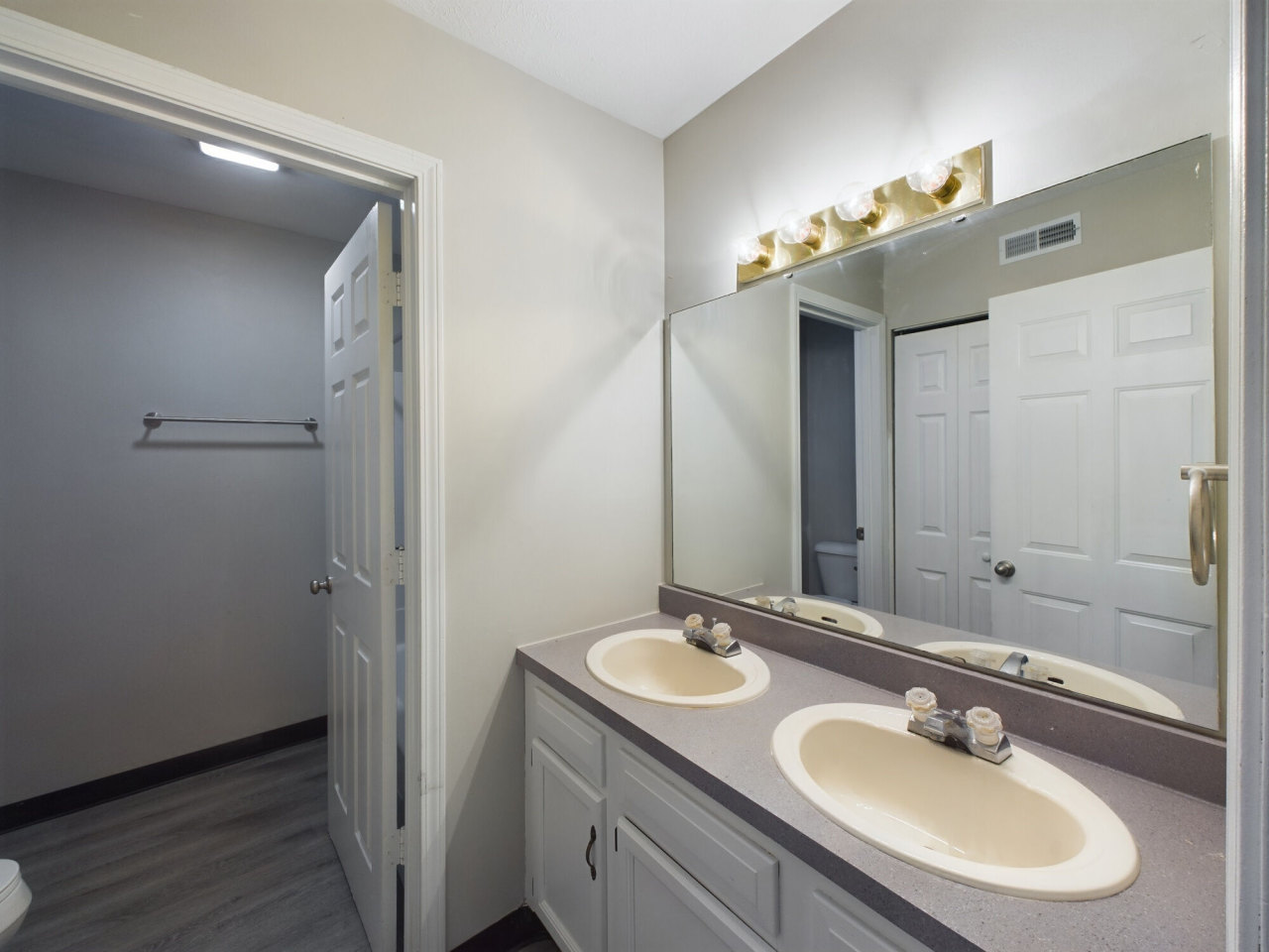Chesterfield - Student Housing Image 10