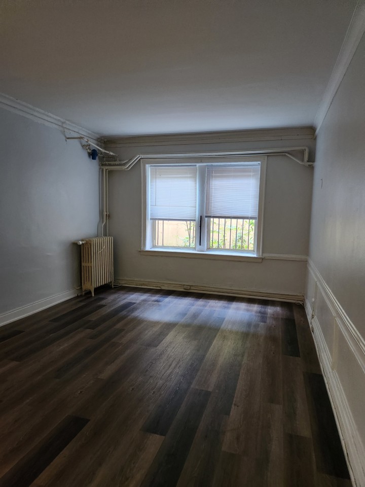 2322 Commonwealth Image 6