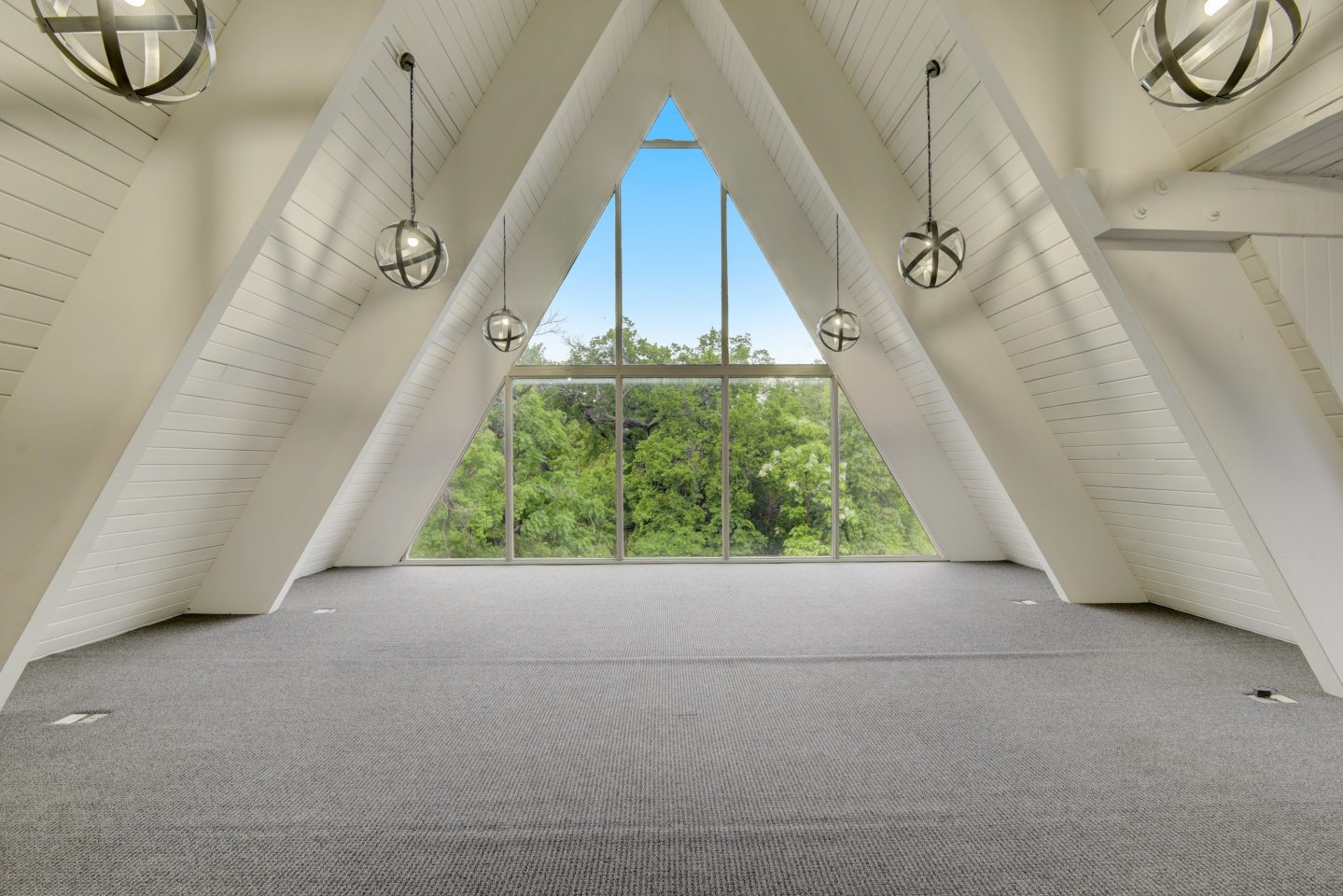 Lakefront Villas Image 12