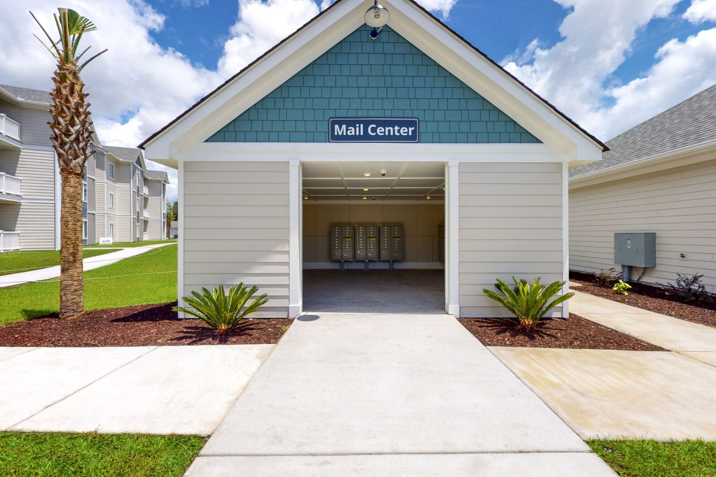 Coastal Club Apartments Image 4