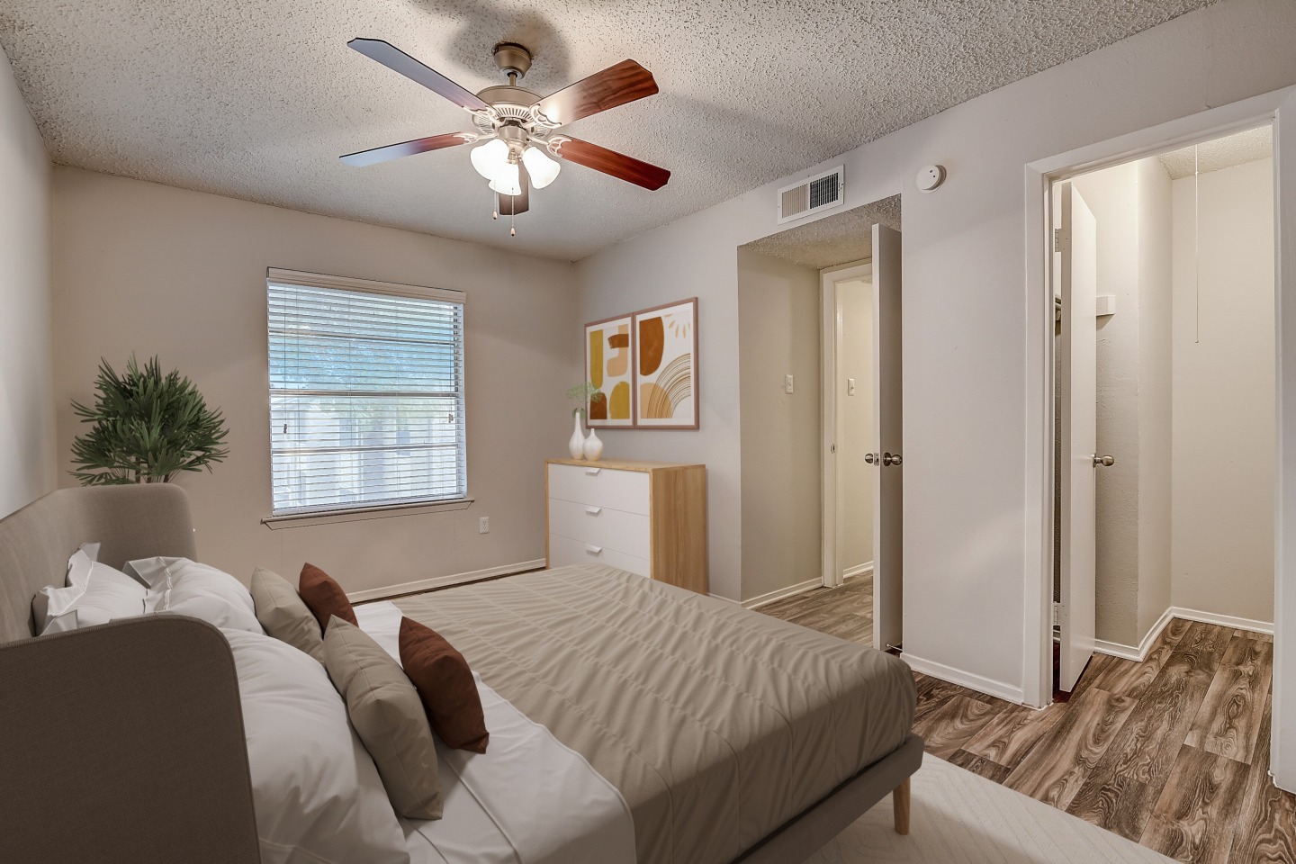 Briar Cove Image 4