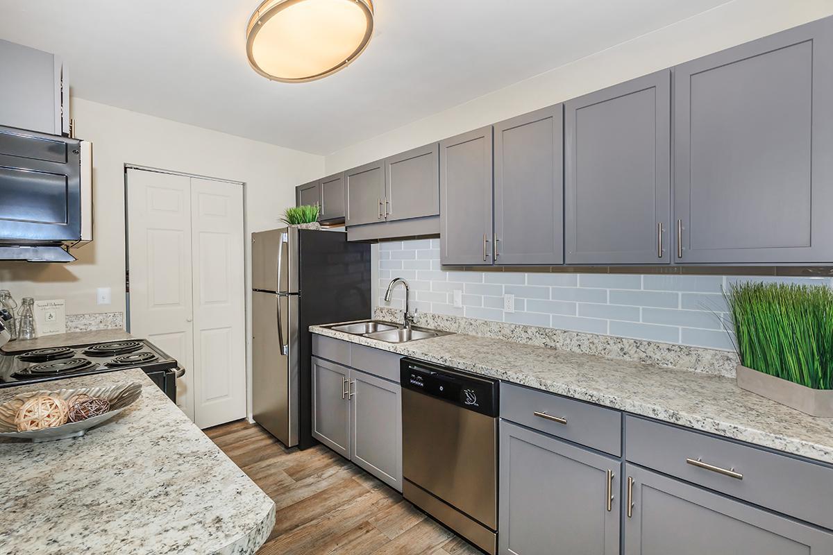 Chelsea Place Apartments Image 5