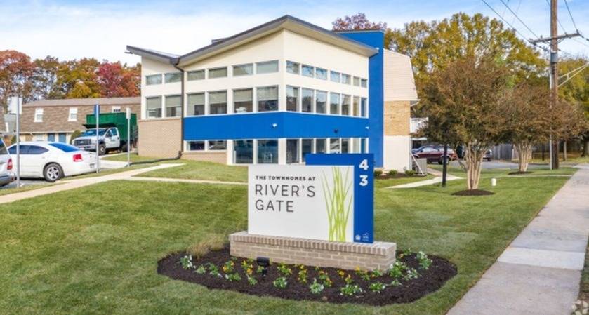 The Townhomes at River's Gate Image 31