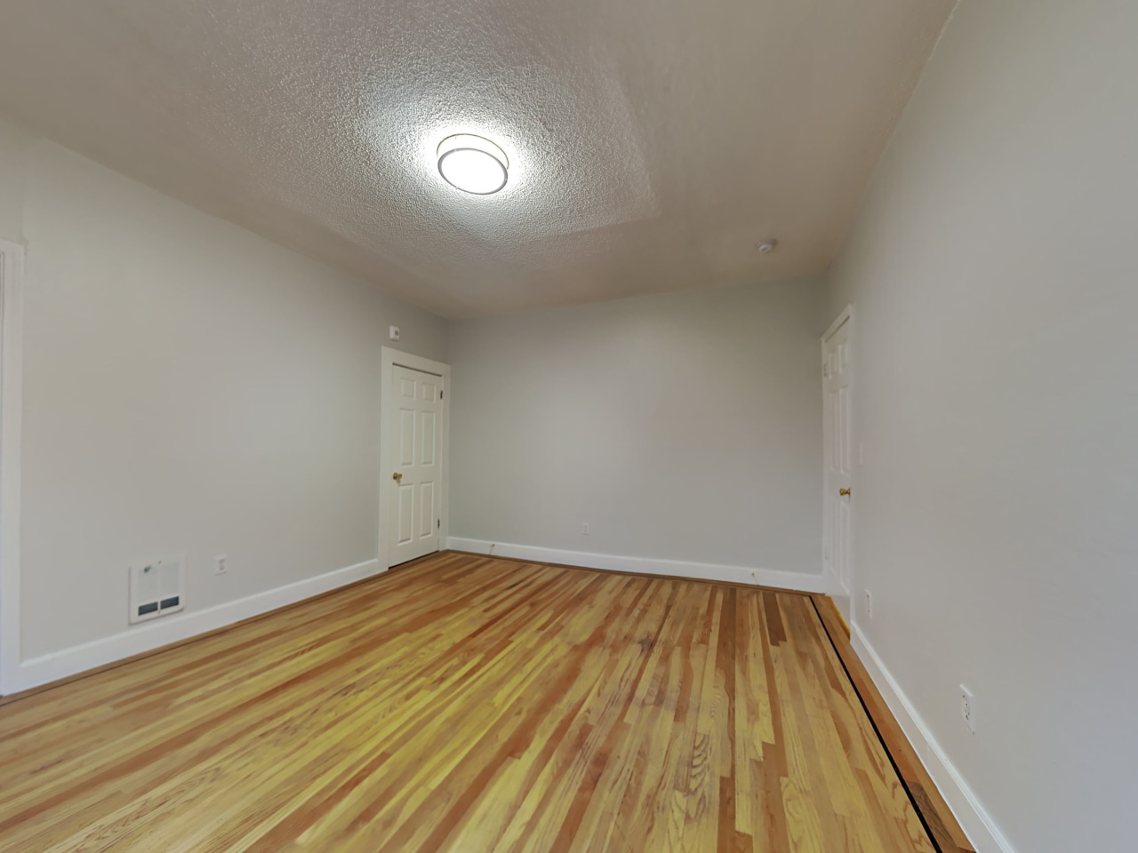 840 Van Ness Image 14
