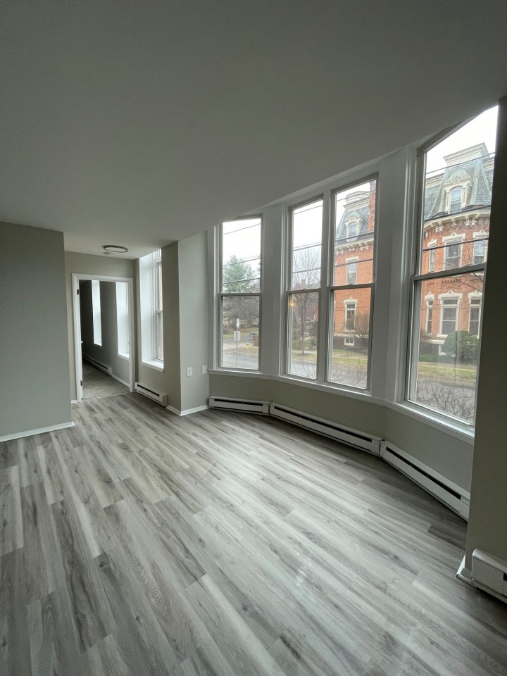 Skidmore Apartments Image 18