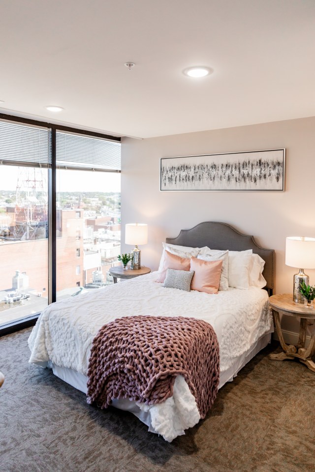 The Residence at 1000 Elm Image 18
