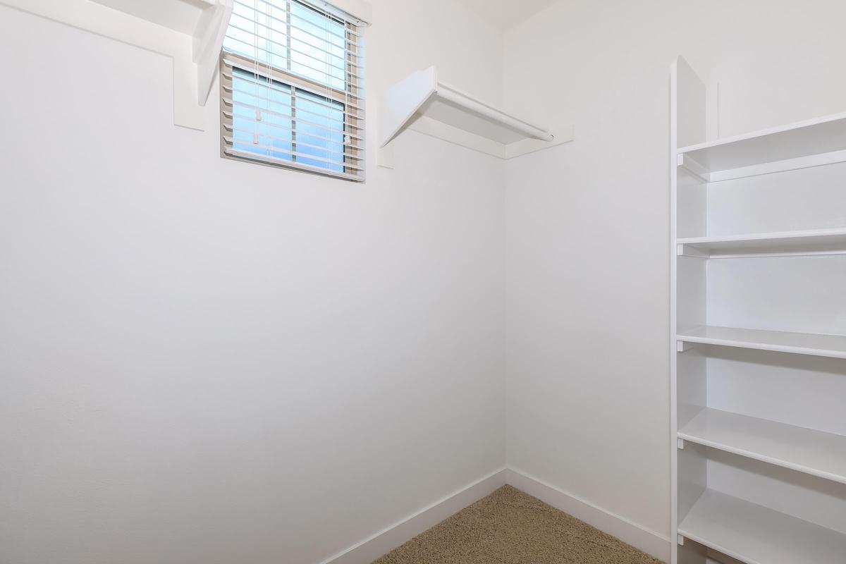 Esencia Sur Apartment Homes Image 11