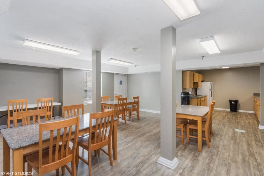 Lexington Commons - Senior Housing Image 38