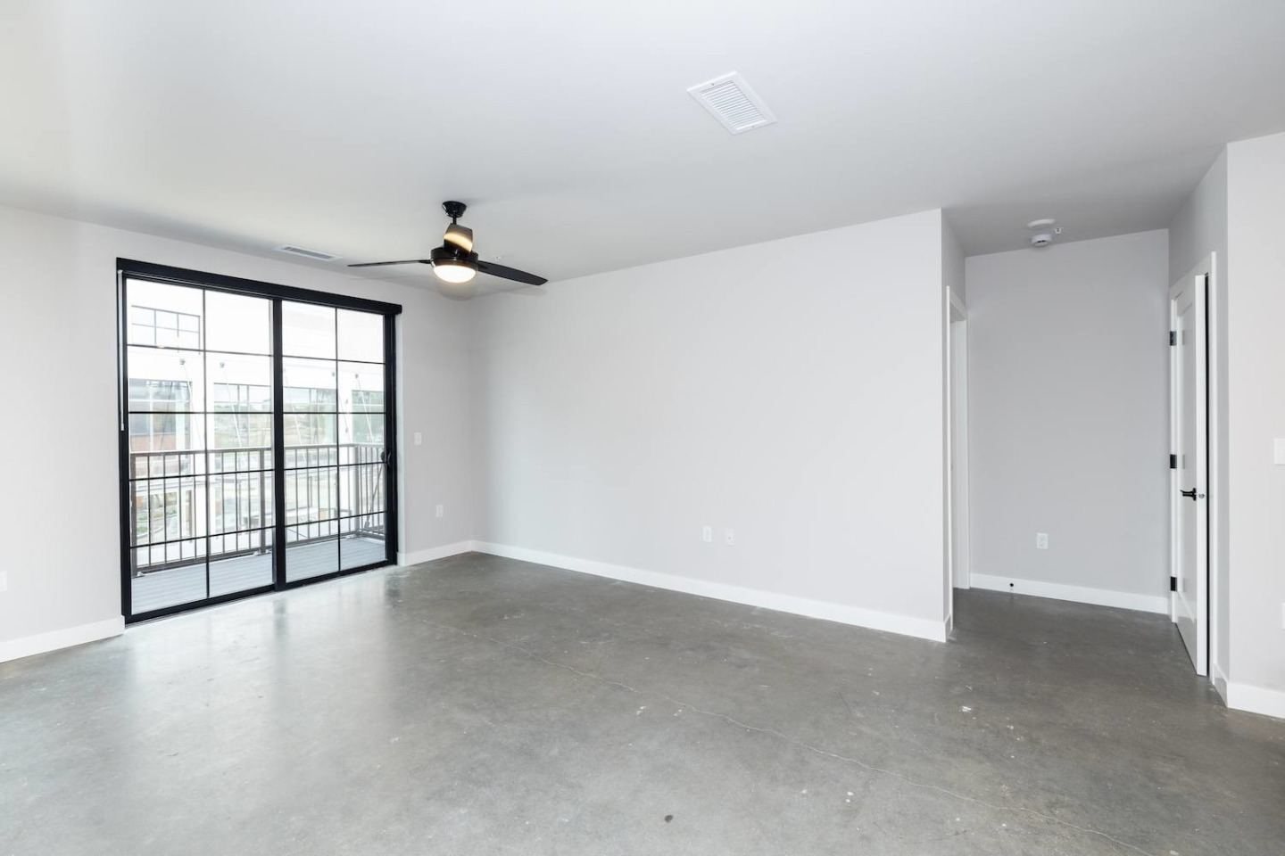 The District Lofts Image 11