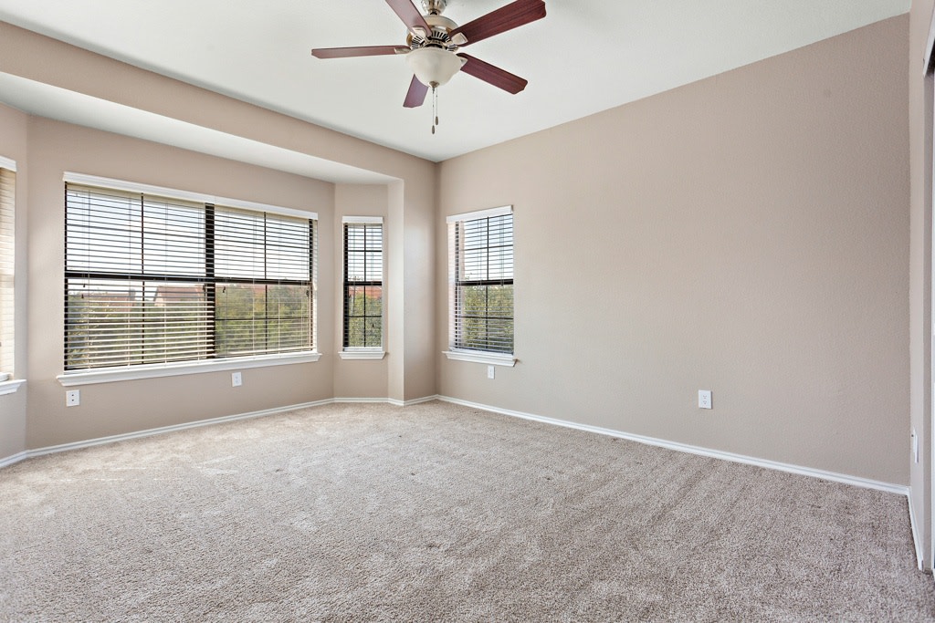 Waters Edge Apartment Homes Image 23