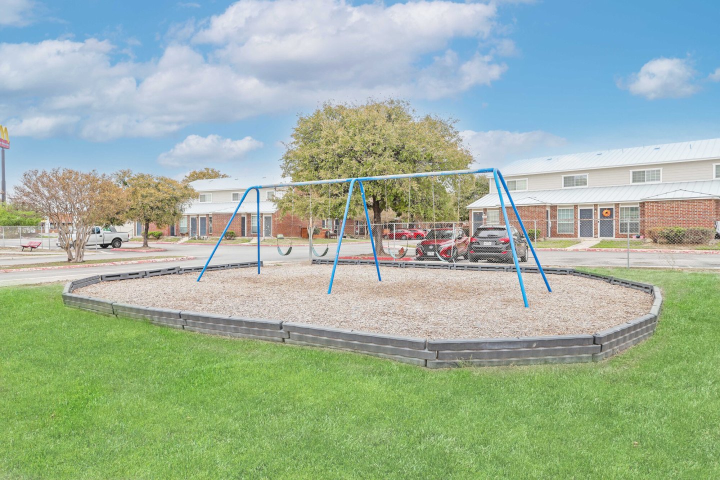 Thompson Place Apartments Image 17