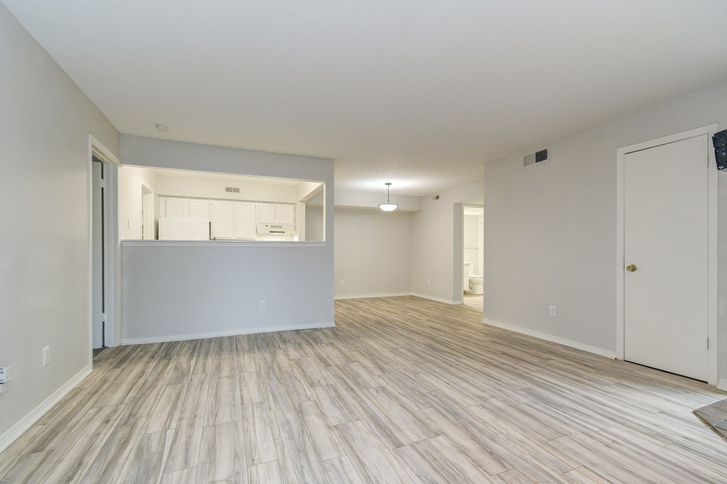 Dylan Apartments Image 47