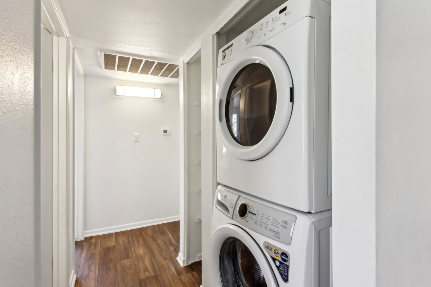 Sundancer Apartments Image 17