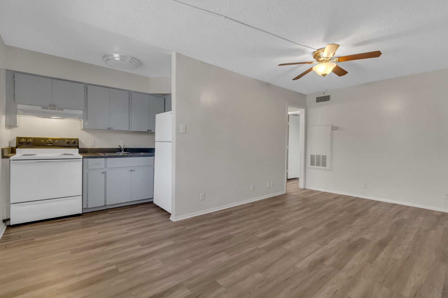 410 Heights Image 9