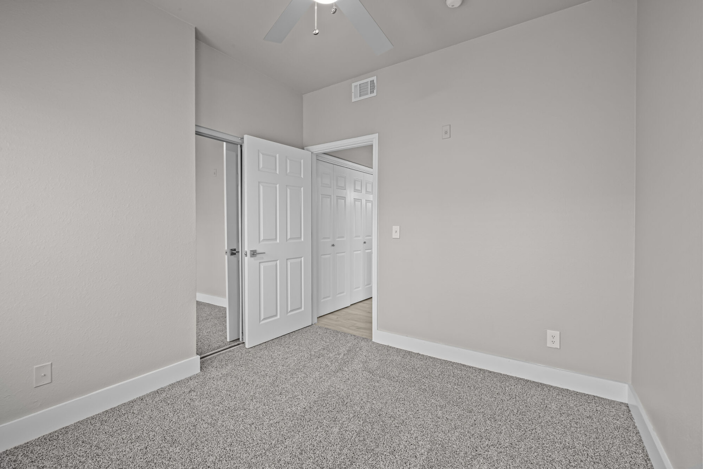 Larkin Apartment Homes Image 2