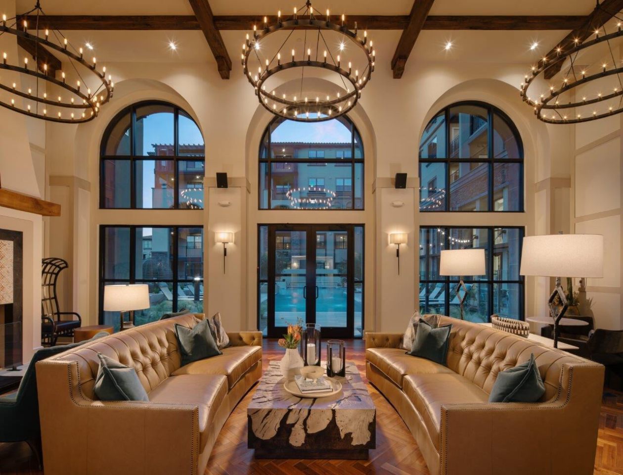 Manor Scottsdale Image 6