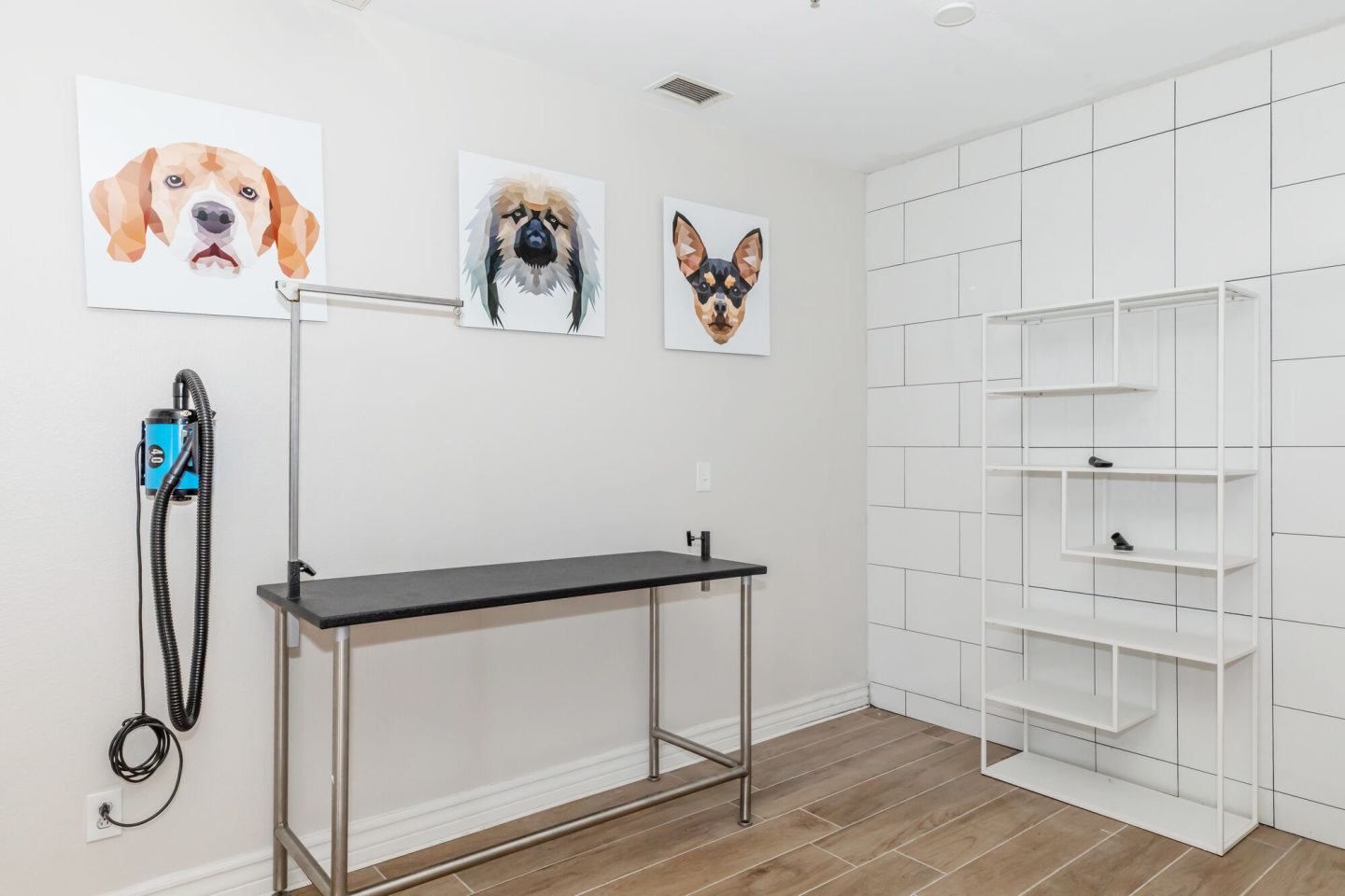 Encino Luxury Apartments Image 21