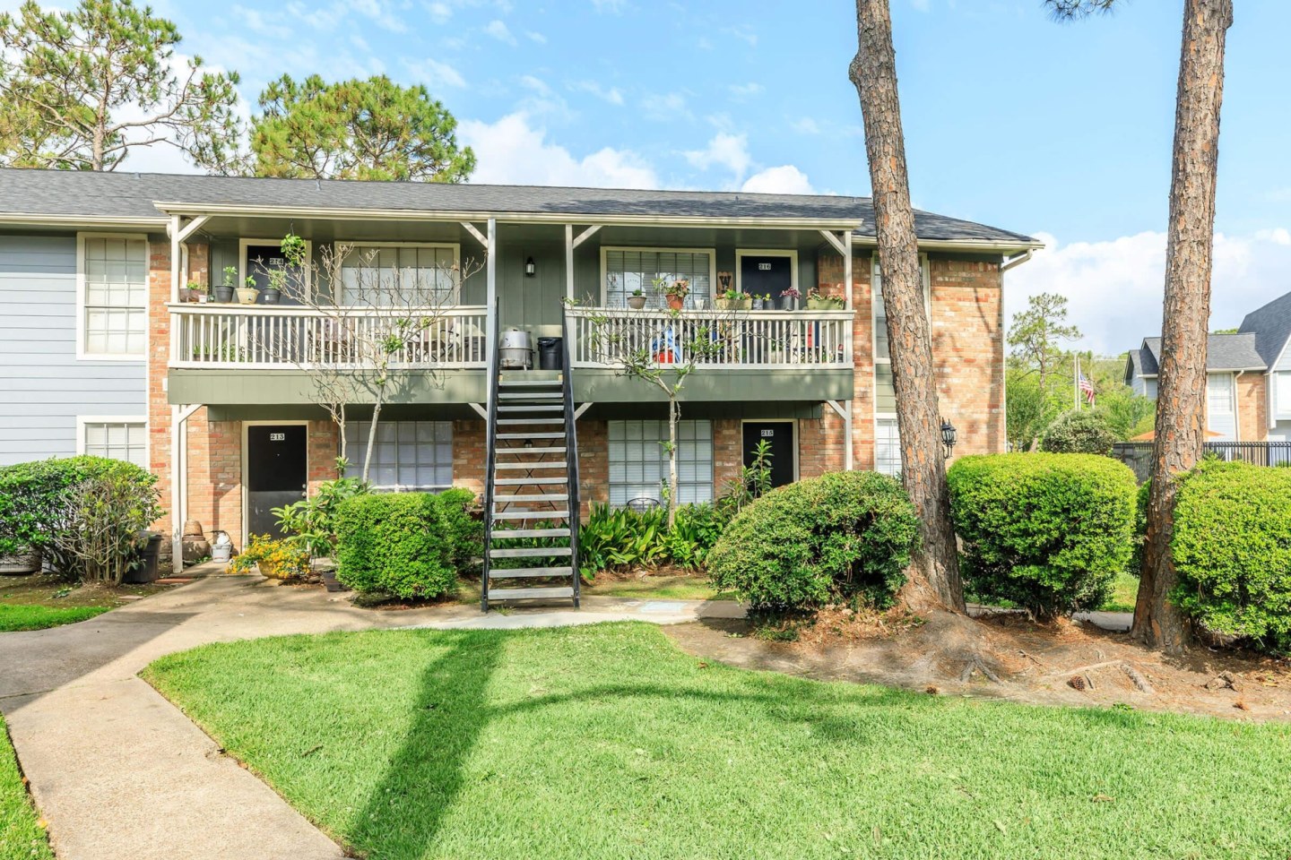 Arbor Pines Villas Image 10