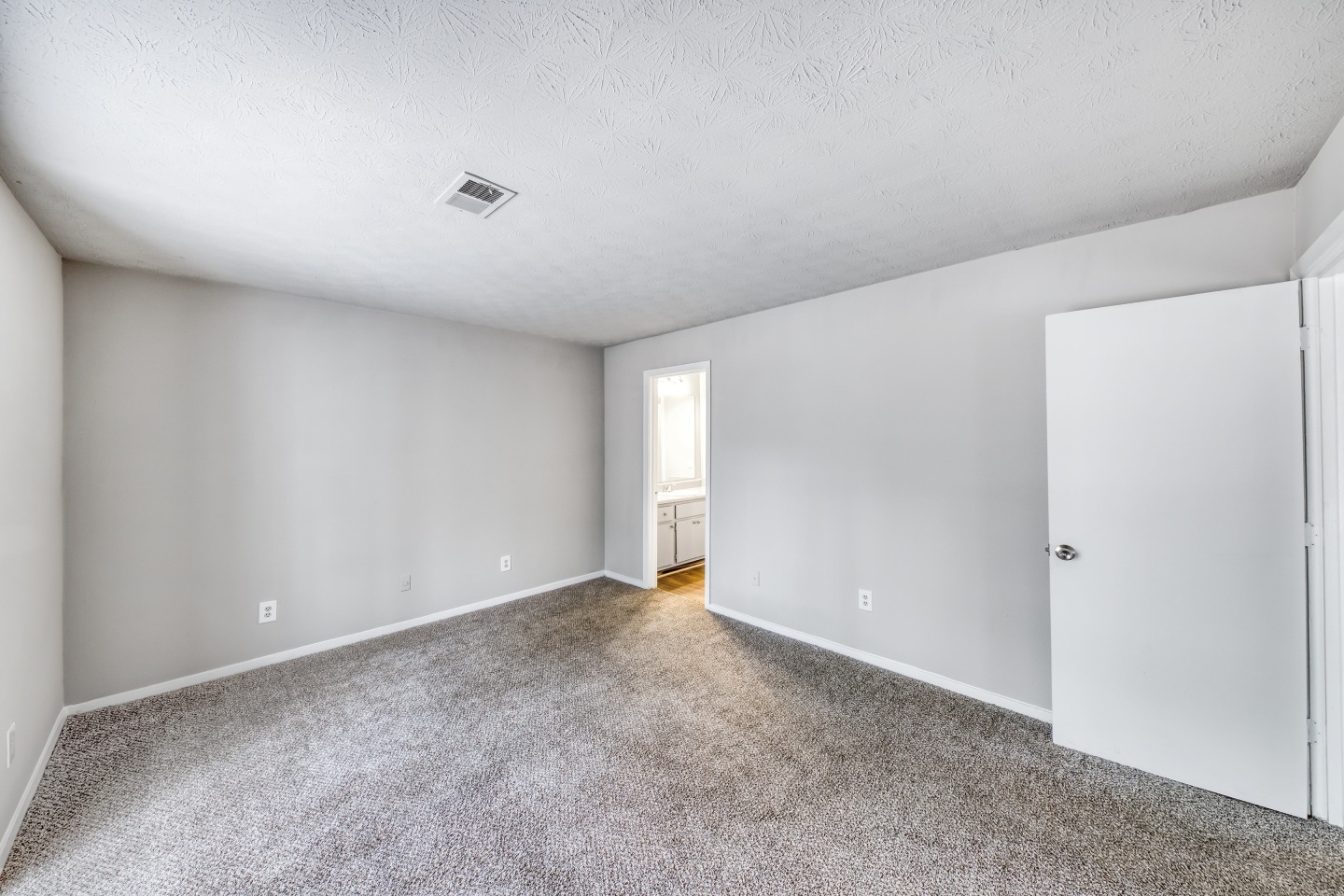 Midwood Gardens Apartments Image 15