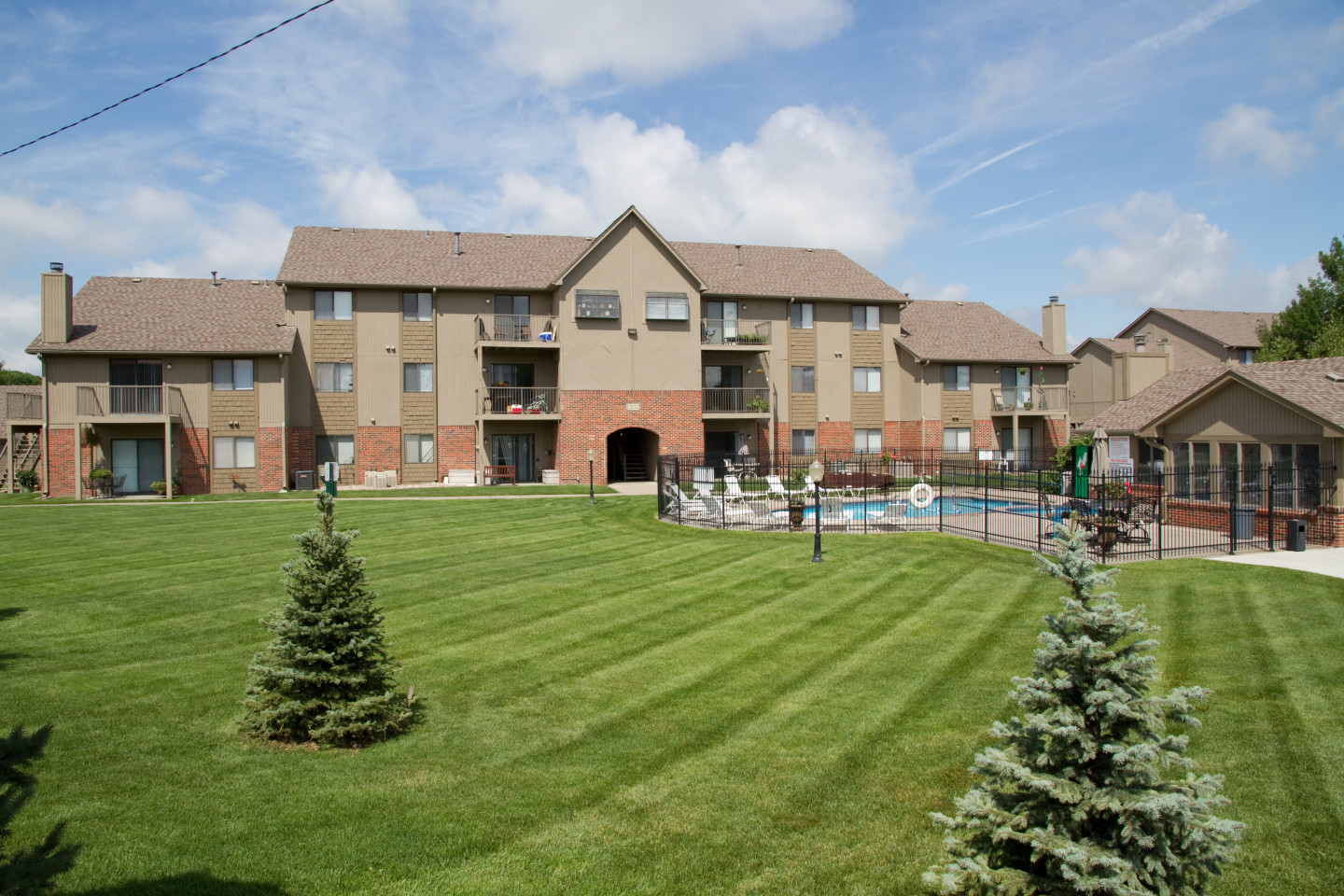 Raintree Apartments Image 24
