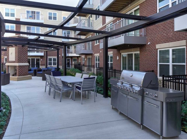 AMLI Deerfield Image 13